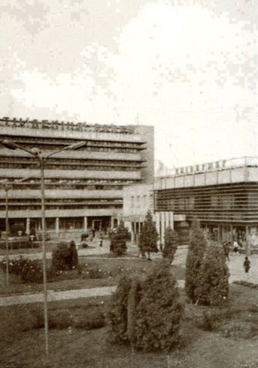 Architects of Soviet Ivano-Frankivsk / Архітектори радянського Івано-Франківська Зеновий Соколовский 978-966-668-326-0; 978-966-668-149-5-2