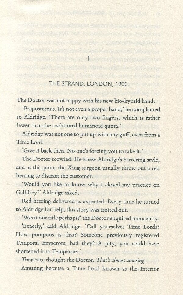 Doctor Who: Thirteen Doctors 13 Stories / Doctor Who: Thirteen Doctors 13 Stories Холли Блэк, Наоми Алдерман, Мэлори Блэкман 9780241356173-6