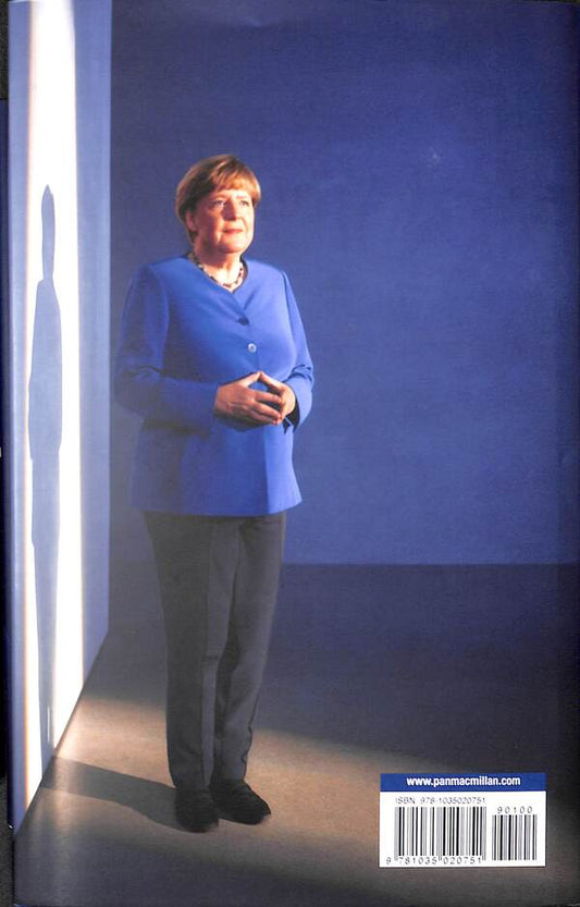 Freedom: Memories 1954 - 2021 Angel Merkel / Ангела Меркель 9781035020751-2