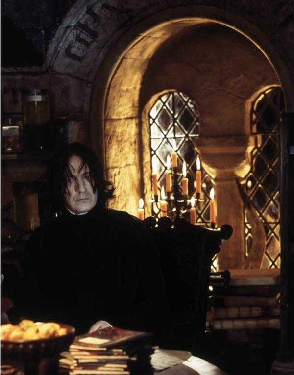 Harry Potter: The Film Vault. Volume 11. Hogwarts Professors and Staff / Harry Potter: The Film Vault. Volume 11. Hogwarts Professors and Staff Джоди Ревенсон 9781789094893-6