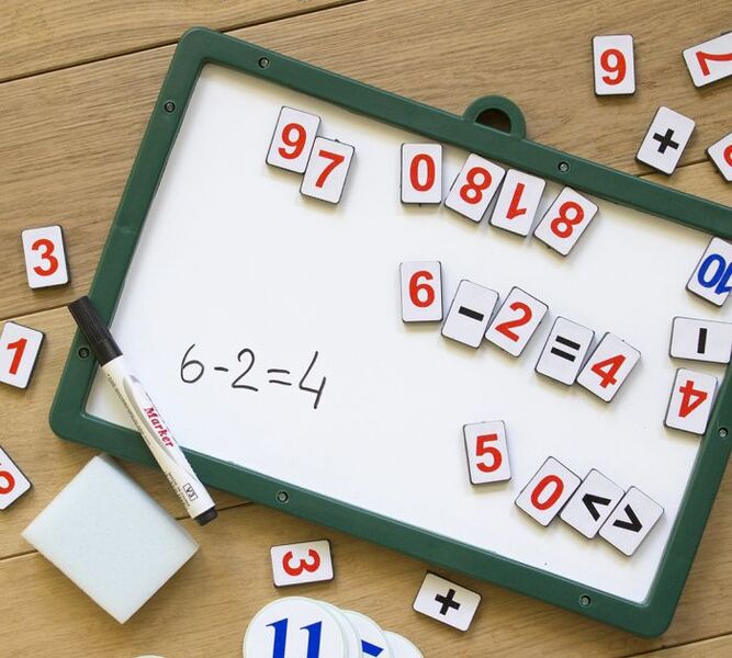 Mathematical materials for the organization of educational research. 1st class. Case 'Premium' (set) / Математичні матеріали для організації навчальних досліджень. 1 клас. Кейс 'Преміум' (комплект) Оксана Оноприенко, Светлана Скворцова 9789667492915-6