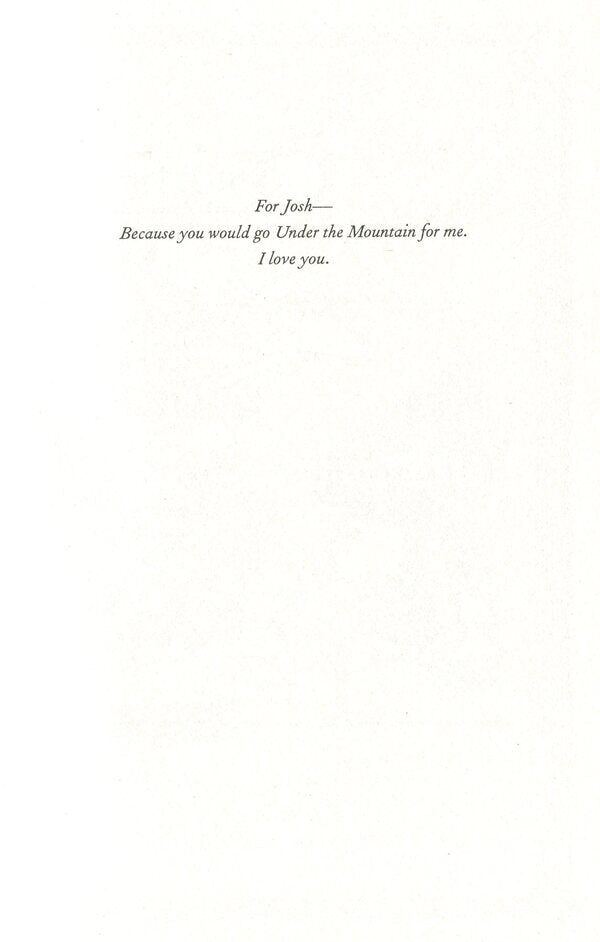 A Court Of Thorn And Roses Sarah Maas / Сара Маас 9781526605399-3