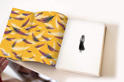 A Secret of Birds & Bone / A Secret of Birds & Bone Киран Миллвуд Харгрейв 9781913322960-3