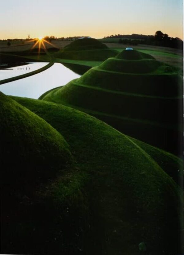 Art Escapes. Hidden Art Experiences Outside The Museums Grace Banks / Грейс Бэнкс 9783967040524-4