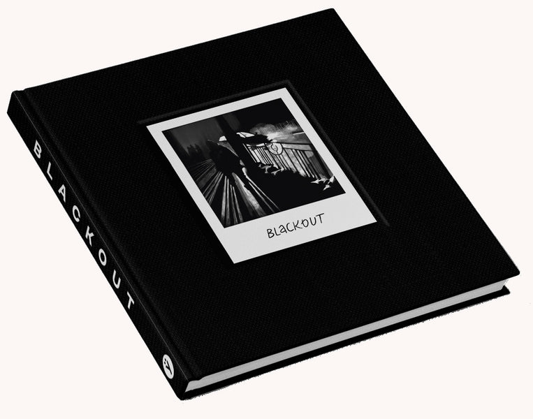 BLACKOUT. Chronicles Of Our Life During Russia's War Against Ukraine / БЛЕКАУТ. Хроніки нашого життя під час війни Росії проти України / Author not specified 9786178107758-2