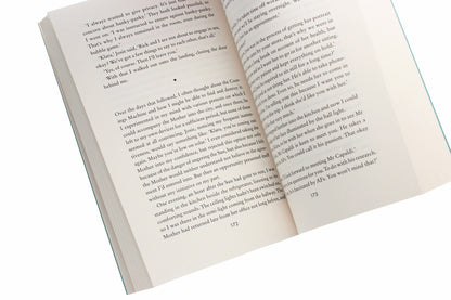 Clara and the Sun / Klara and the Sun Кадзуо Исигуро 978-0-571-36488-6-5