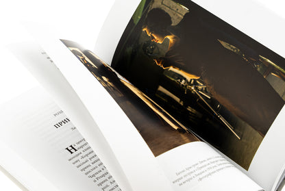 Crown. Book 2. Political scandal, personal struggle and the defining years of Elizabeth II (1956-1977) / Корона. Книга 2. Політичний скандал, особиста боротьба та роки, які визначили Єлизавету ІІ (1956—1977) Роберт Лейси 978-617-551-668-3-4