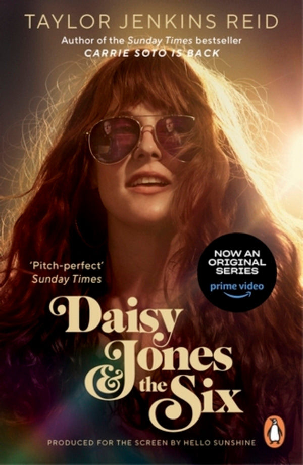 Daisy Jones and The Six / Daisy Jones and The Six Тейлор Дженкинс Рид 9781804945957-1