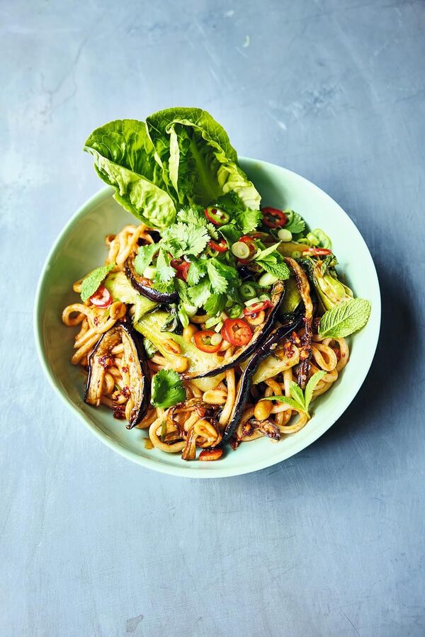 Easy Air Fryer Jamie Oliver / Джейми Оливер 9780241733431-5