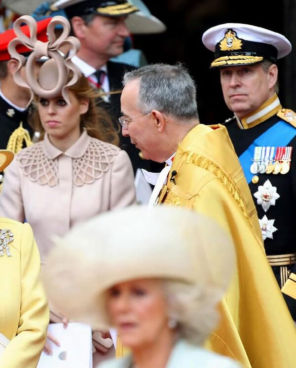 Elizabeth II: A Queen for Our Time / Elizabeth II :  A Queen for Our Time Крис Джексон 9780847870714-3