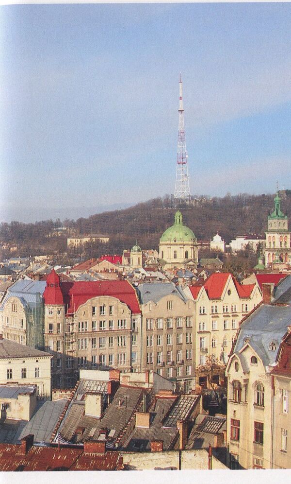 Lviv. Time travel / Львів. Подорож у часі Андрей Музычышин 978-617-629-392-7-4