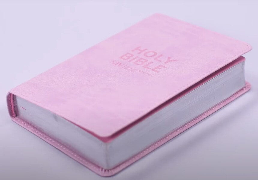 NIV Pocket Pastel Pink Soft-Tone Bible New International Version / New International Version 9781444701814-4
