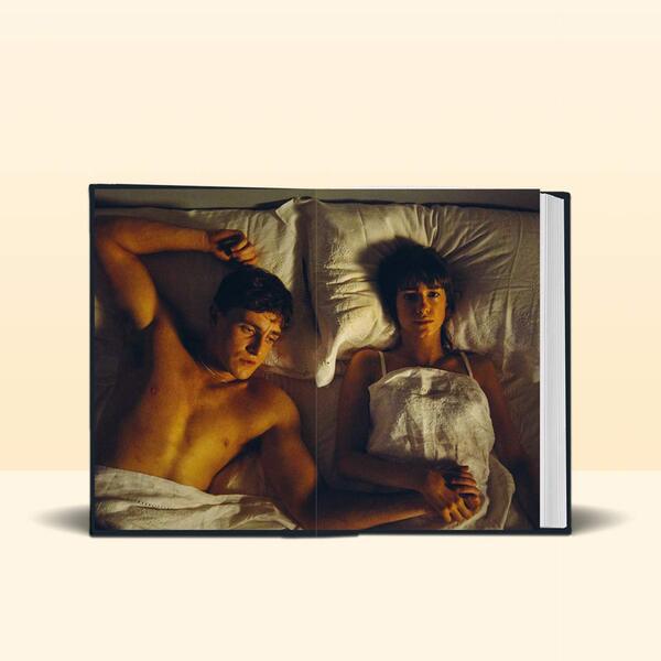 Normal People. The Scripts Sally Runi, Alice Birch / Салли Руни, Элис Бирч 9780571367863-3