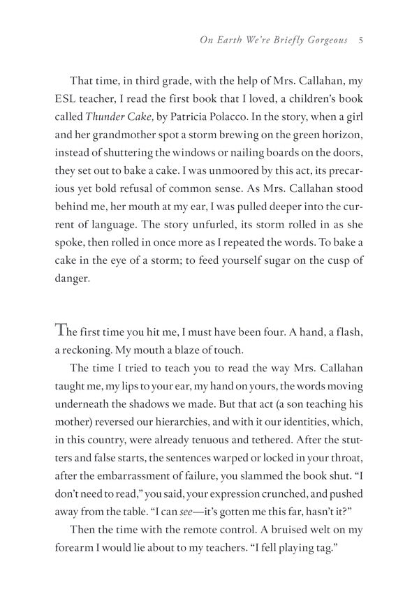 On Earth We're Briefly Gorgeous / On Earth We're Briefly Gorgeous Оушен Вуонг 9781529110685-3