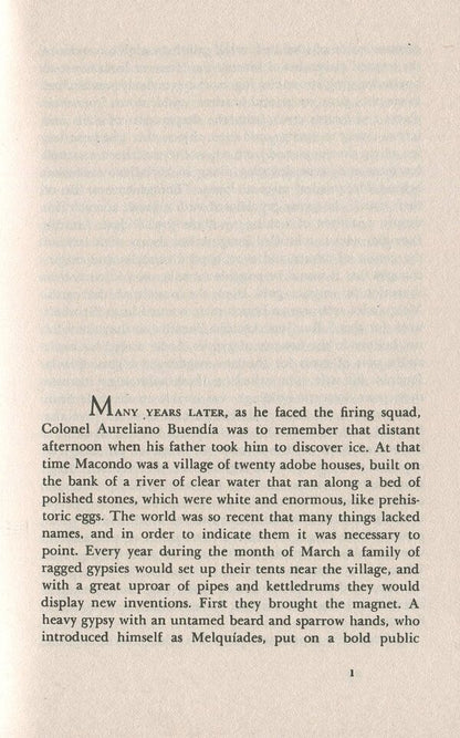 One Hundred Years Of Solitude Gabriel Garcia Marquez / Габриэль Гарсиа Маркес 9780241968581-2