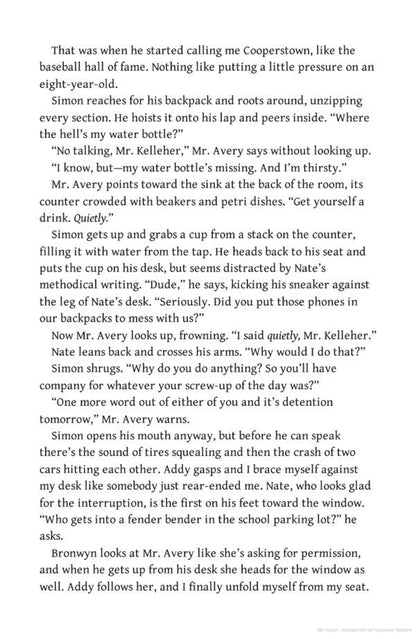 One of Us is Back / One of Us is Back Карен М. Макманус 9780241618097-3