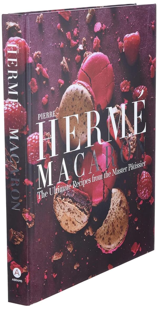 Pierre Hermé Macarons. The Ultimate Recipes from the Master Patissier / Pierre Hermé Macarons. The Ultimate Recipes from the Master Patissier Пьер Эрме 978-1-61769-171-3-3