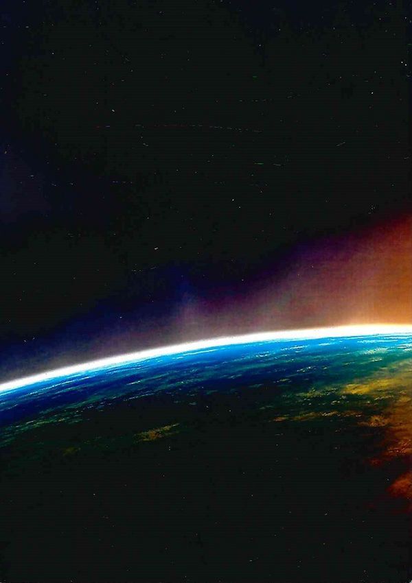 Sunny top / Сонячний верх Василий Дацей 978-611-01-1992-4-3