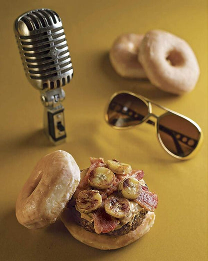 Supernatural: The Official Cookbook Julie Tremein, Jessica Torres / Джули Тремейн, Джессика Торрес 9781789093469-5