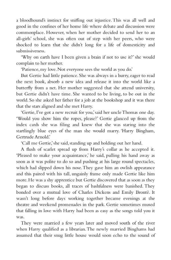 The Air Raid Book Club / The Air Raid Book Club Энни Лайонс 9781035401055-5