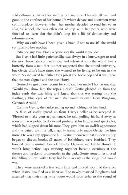 The Air Raid Book Club / The Air Raid Book Club Энни Лайонс 9781035401055-5