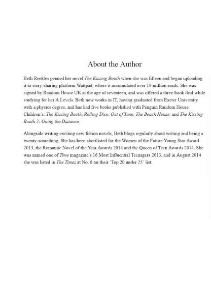 The Beach House: A Kissing Booth Story / The Beach House: A Kissing Booth Story Бэт Риклз 9780241512463-4