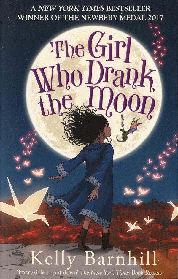 The Girl Who Drank the Moon / The Girl Who Drank the Moon Келли Барнхилл 978-1-84812-647-3-1