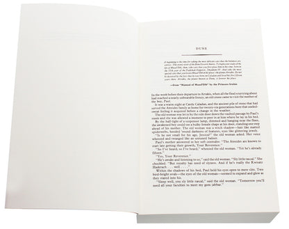 The Great Dune Trilogy / The Great Dune Trilogy Фрэнк Герберт 978-0-575-07070-7-4