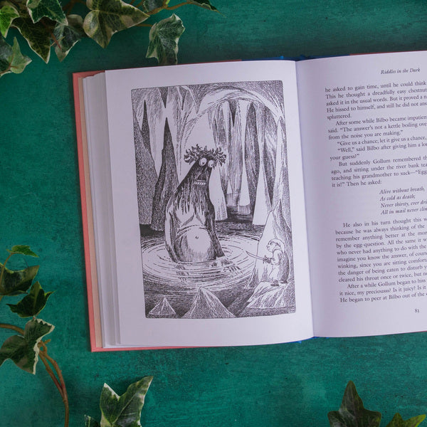 The Hobbit: Illustrated By Tove Jansson J R R Tolkien - Дж Р Р Толкиен 9780008843076-2