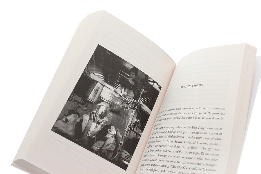 The Lonely City. Adventures in the Art of Being Alone / The Lonely City. Adventures in the Art of Being Alone Оливия Лэнг 978-1-78211-125-2-5