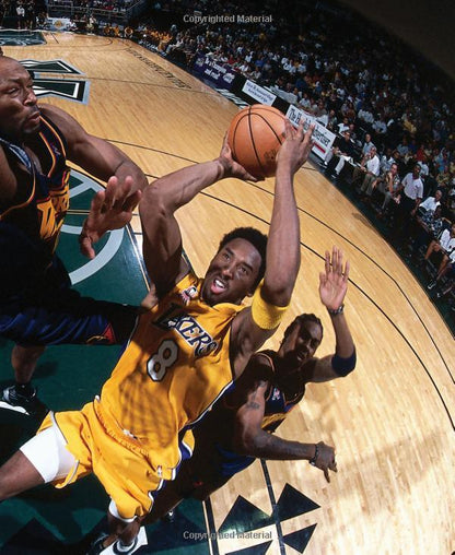 The Mamba Mentality. How I Play Kobe Bryant / Коби Брайант 9780374201234-4