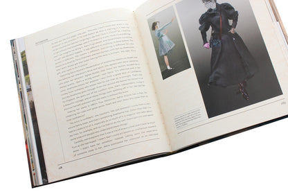 The Nice and Accurate Good Omens. TV Companion / The Nice and Accurate Good Omens. TV Companion Мэтт Уаймен 978-1-4722-5829-8-6