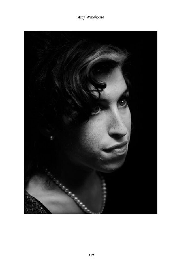 The Times Lives Behind The Music / Author not specified 9780008699642-5