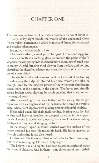 The Witcher. The Lady of the Lake / The Witcher. The Lady of the Lake Анджей Сапковский 978-1-473-23112-2-5