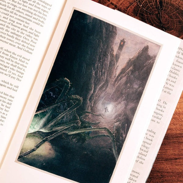 Two Towers John R.R. Tolkien / Джон Р. Р. Толкин 9780008376130-3
