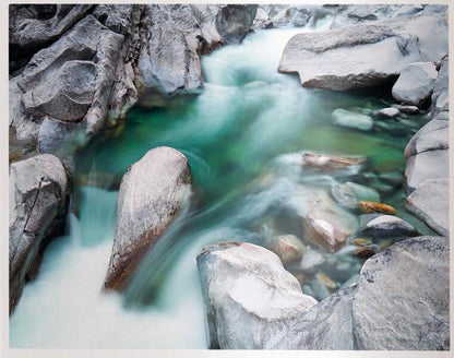 Water. A Journey Through the Element / Water. A Journey Through the Element Руди Себастьян 9783961712212-2
