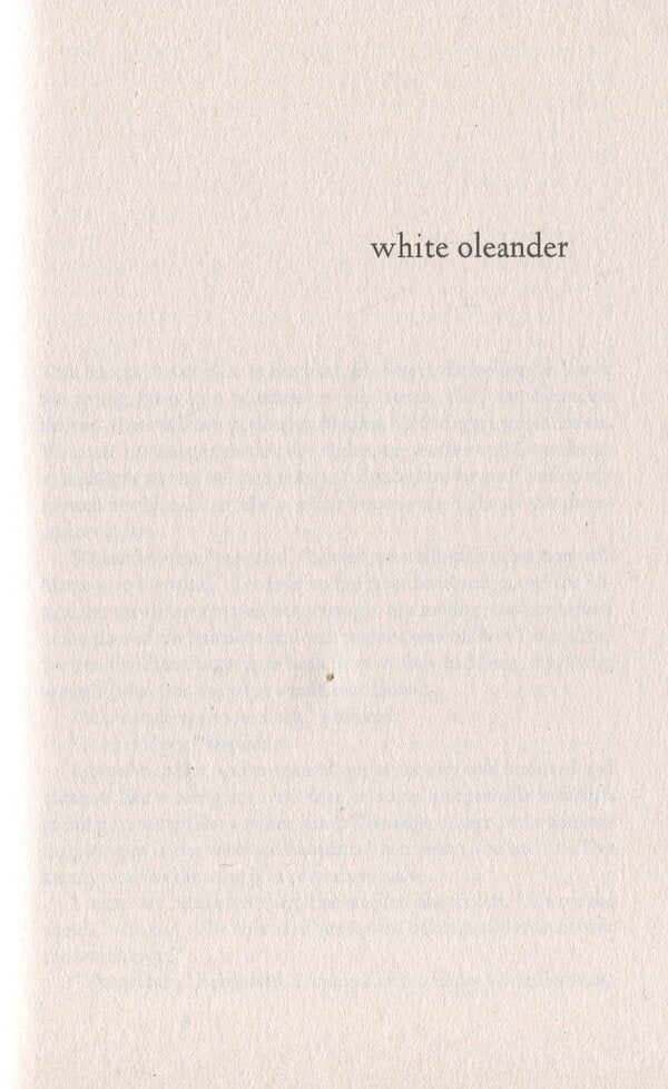 White Oleander Janet Fitch / Джанет Фитч 9781860498046-3