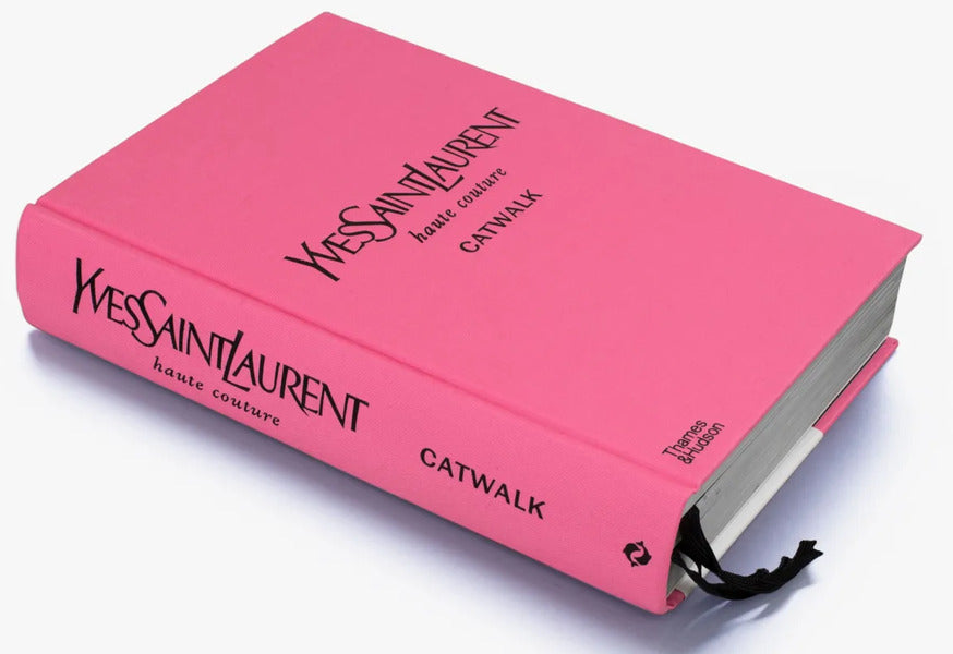 Yves Saint Laurent Catwalk. The Complete Haute Couture Collections 1962-2002 / Yves Saint Laurent Catwalk. The Complete Haute Couture Collections 1962-2002 Сьюзи Менкес 9780500022399-2